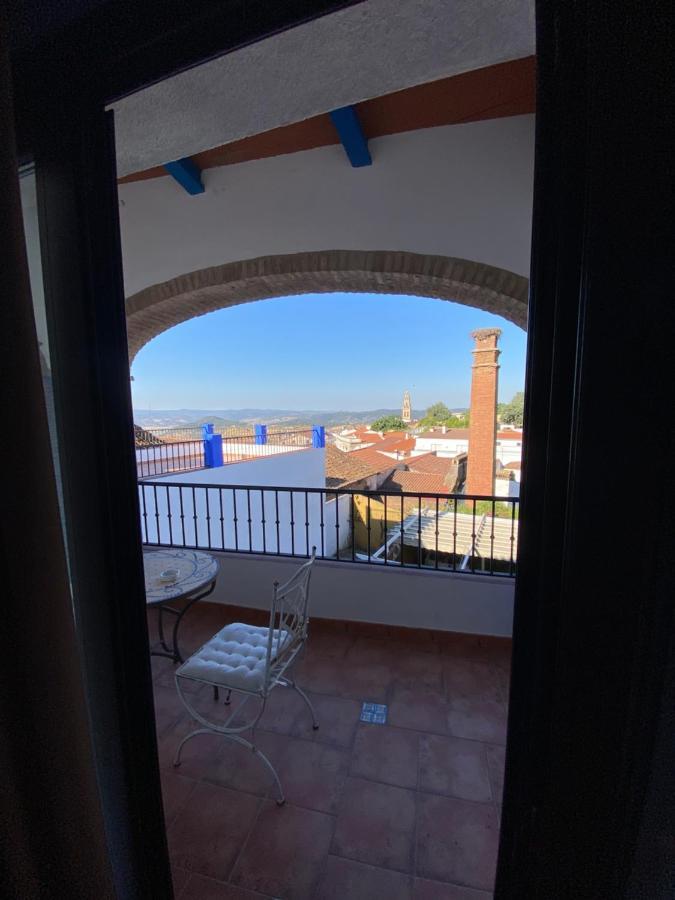 Hotel Rural La Posada De Las Cigueenas Херес де лос Кабайерос Екстериор снимка
