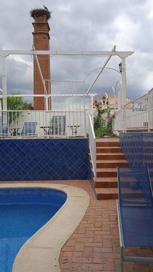 Hotel Rural La Posada De Las Cigueenas Херес де лос Кабайерос Екстериор снимка