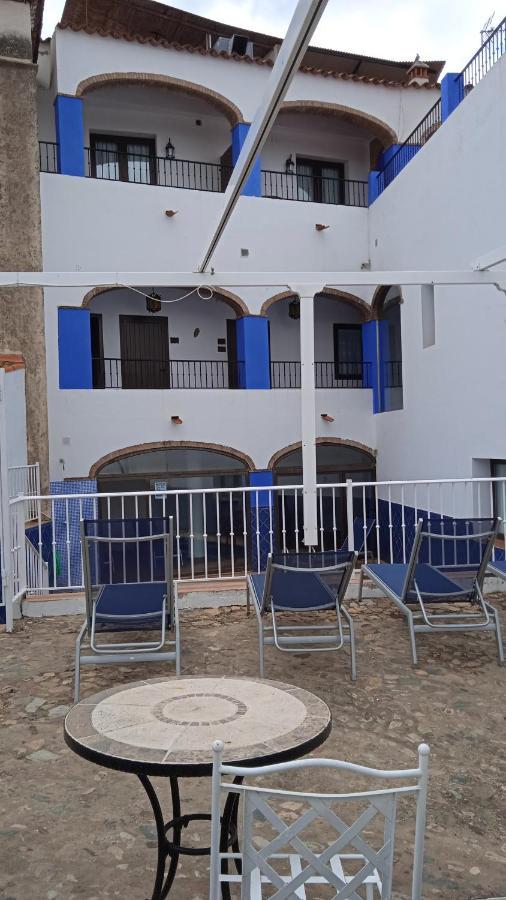 Hotel Rural La Posada De Las Cigueenas Херес де лос Кабайерос Екстериор снимка