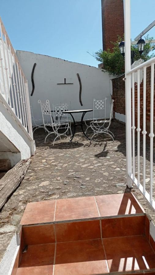 Hotel Rural La Posada De Las Cigueenas Херес де лос Кабайерос Екстериор снимка