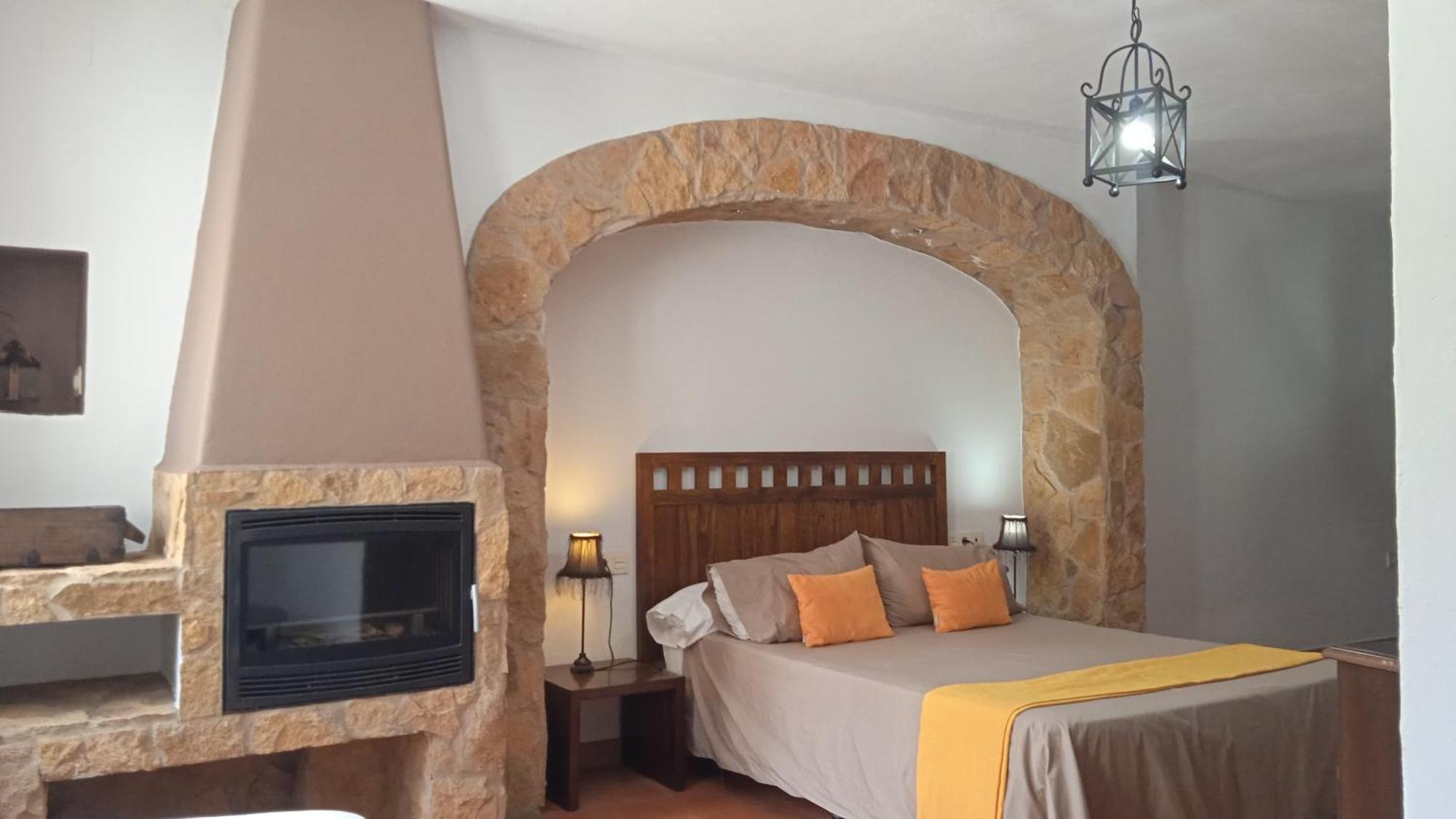 Hotel Rural La Posada De Las Cigueenas Херес де лос Кабайерос Екстериор снимка