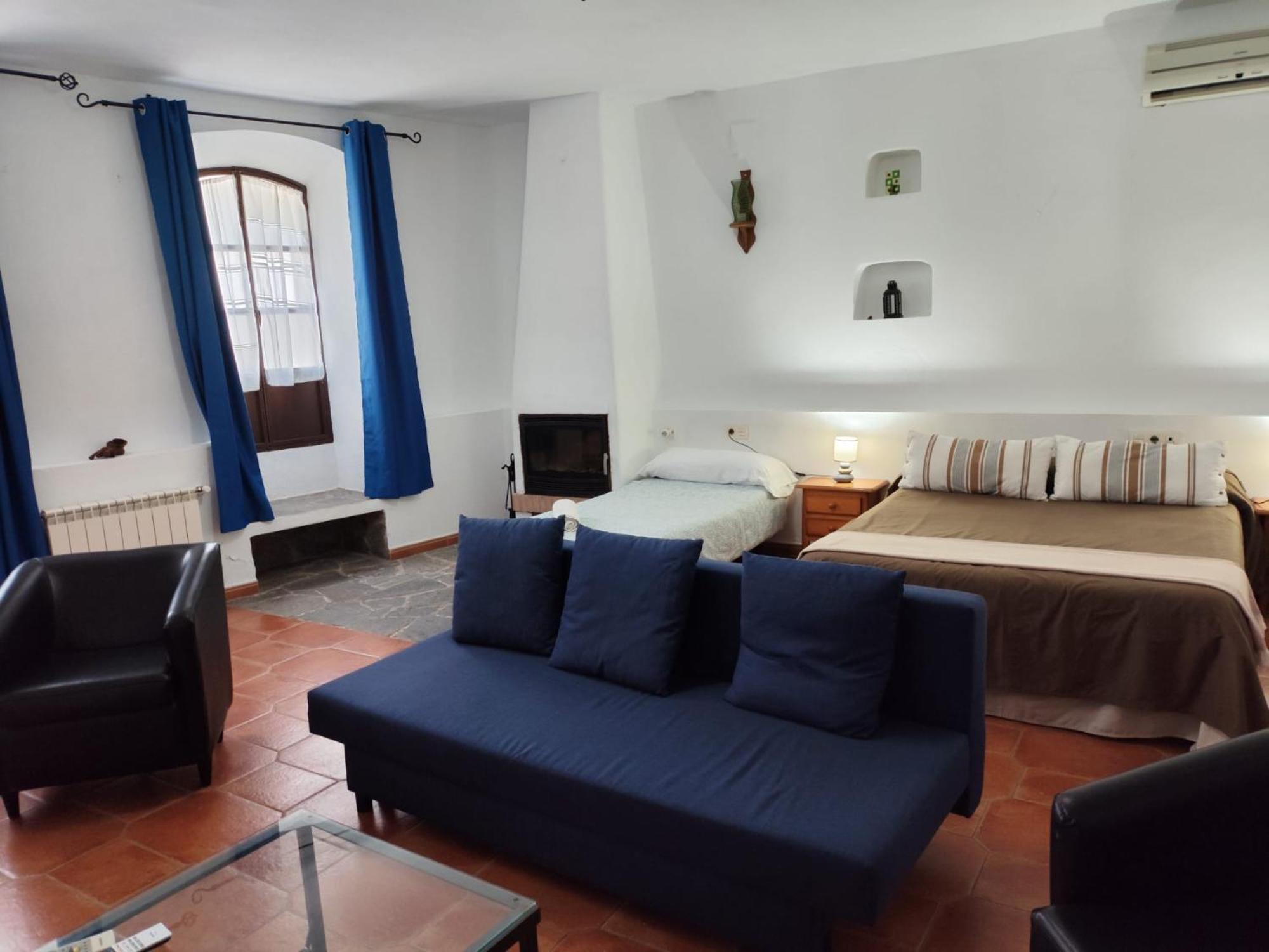 Hotel Rural La Posada De Las Cigueenas Херес де лос Кабайерос Екстериор снимка